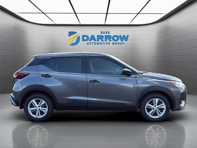 new 2025 Nissan Kicks car, priced at $23,004