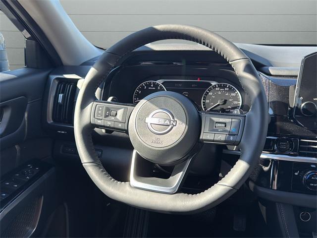 new 2025 Nissan Pathfinder car, priced at $39,144