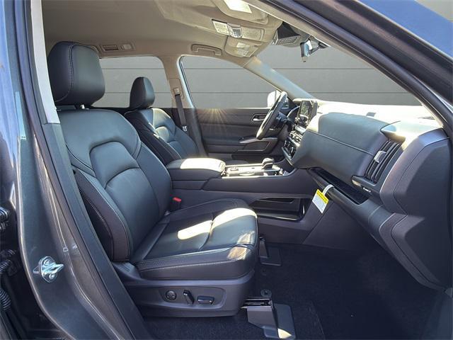 new 2025 Nissan Pathfinder car, priced at $39,144