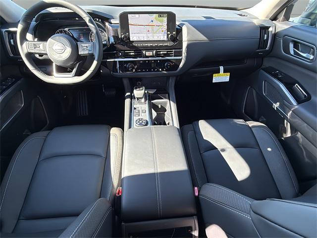new 2025 Nissan Pathfinder car, priced at $39,144