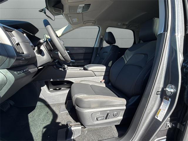 new 2025 Nissan Pathfinder car, priced at $39,144