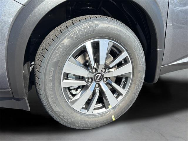 new 2025 Nissan Pathfinder car, priced at $39,144