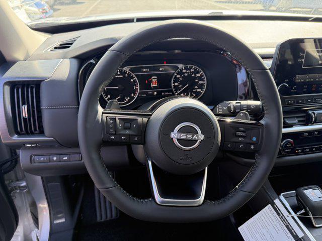 new 2025 Nissan Pathfinder car, priced at $42,620