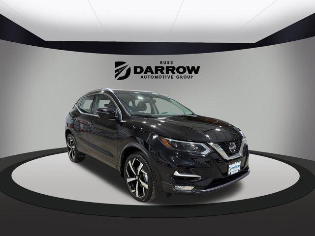 used 2022 Nissan Rogue Sport car, priced at $25,128