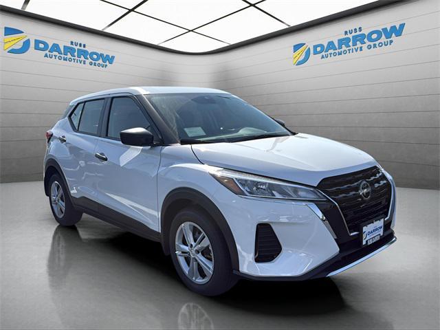 new 2025 Nissan Kicks car, priced at $21,814