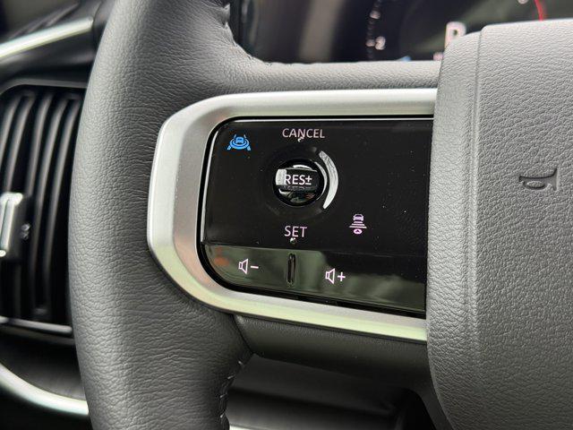 new 2025 Nissan Armada car, priced at $58,006