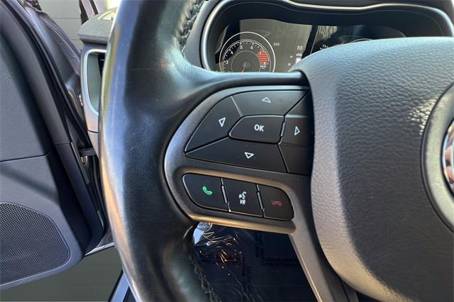 used 2020 Jeep Cherokee car, priced at $21,899
