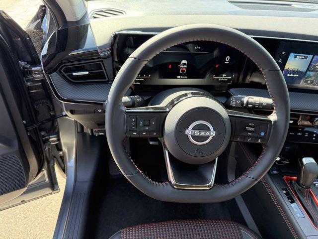 new 2025 Nissan Kicks car, priced at $27,943