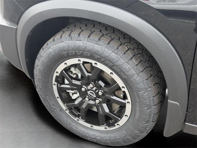 new 2025 Nissan Pathfinder car, priced at $43,382