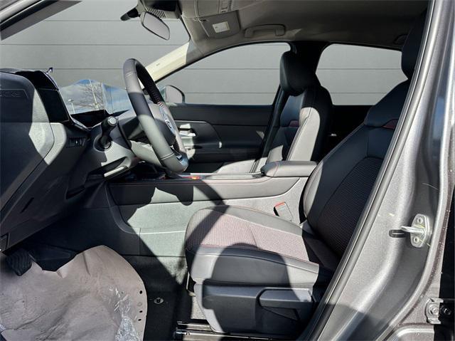 new 2025 Nissan Kicks car, priced at $27,559