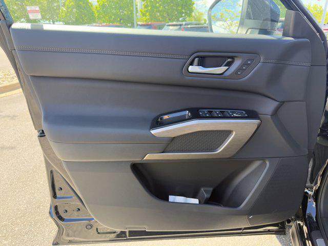 new 2025 Nissan Pathfinder car, priced at $50,167