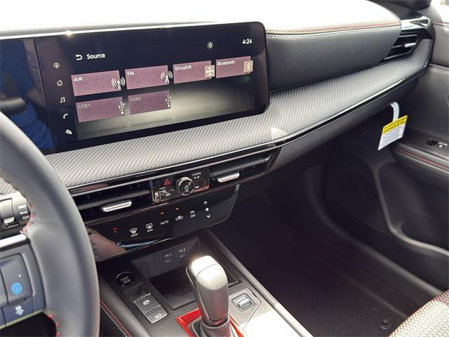 new 2025 Nissan Kicks car, priced at $28,924