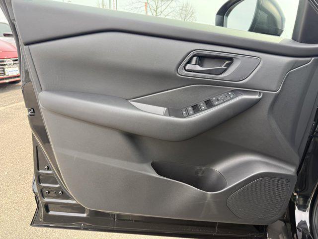 used 2025 Nissan Rogue car, priced at $28,298