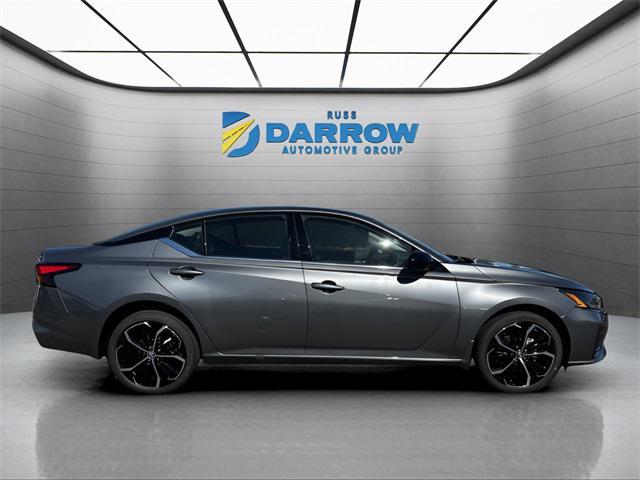 new 2025 Nissan Altima car, priced at $30,176