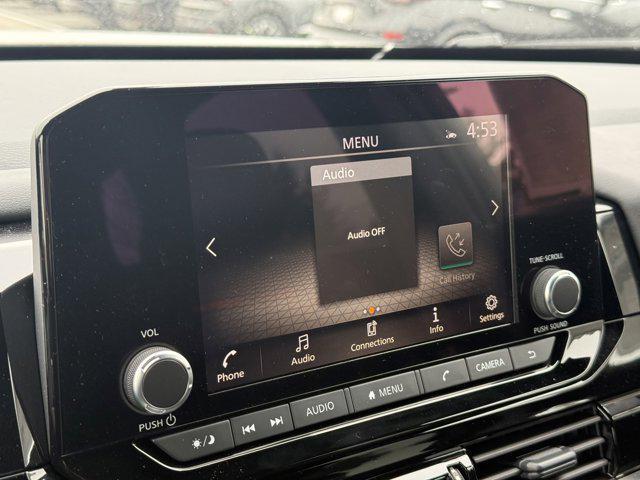 new 2025 Nissan Pathfinder car, priced at $42,882