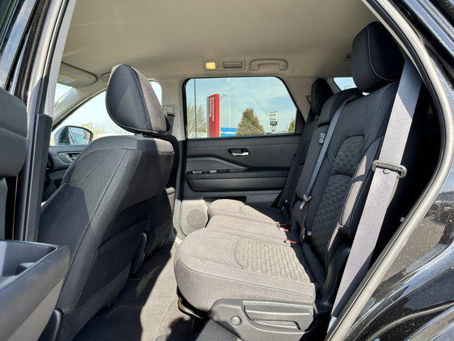 used 2022 Nissan Pathfinder car, priced at $24,884