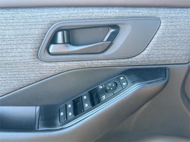 used 2023 Nissan Rogue car, priced at $21,011