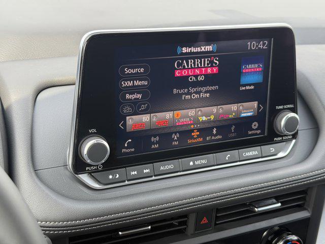 used 2025 Nissan Rogue car, priced at $29,990