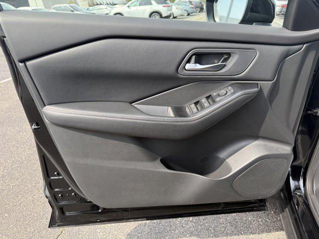 used 2025 Nissan Rogue car, priced at $29,990