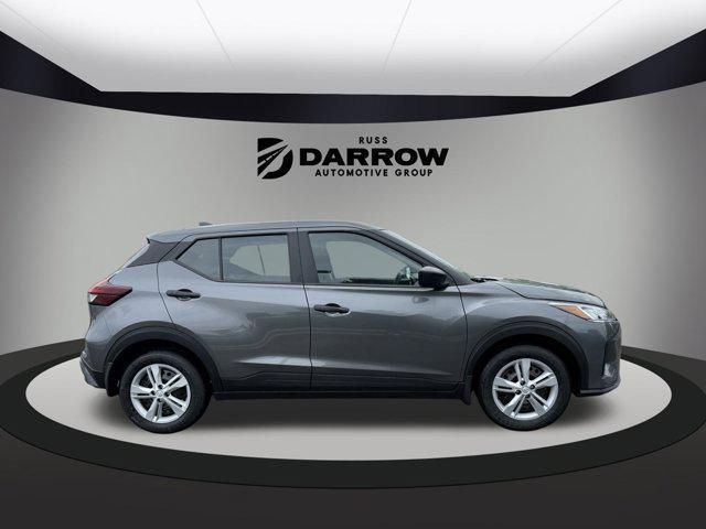 new 2025 Nissan Kicks car, priced at $22,934