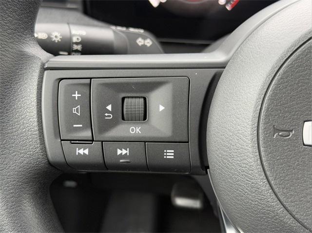 new 2025 Nissan Kicks car, priced at $25,177