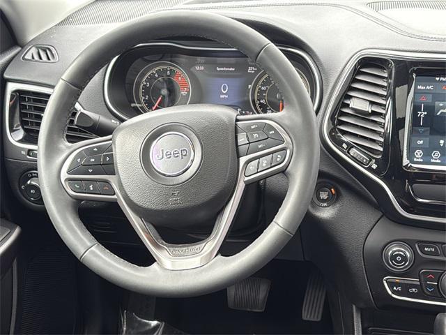 used 2022 Jeep Cherokee car, priced at $23,035