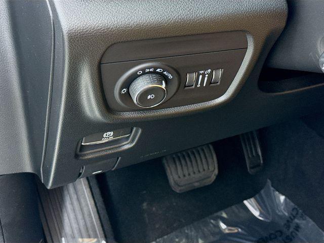 new 2025 Jeep Grand Cherokee L car, priced at $58,080