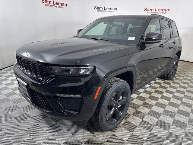 new 2025 Jeep Grand Cherokee car, priced at $45,530