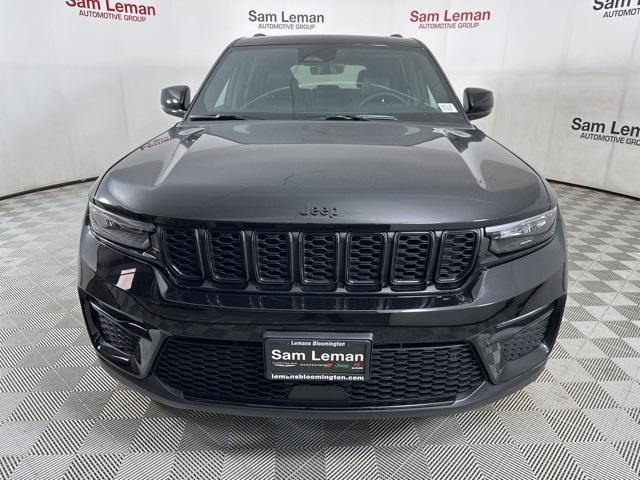 new 2025 Jeep Grand Cherokee car, priced at $45,530