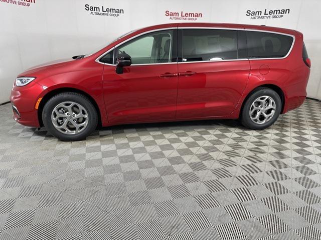 new 2024 Chrysler Pacifica car, priced at $42,960