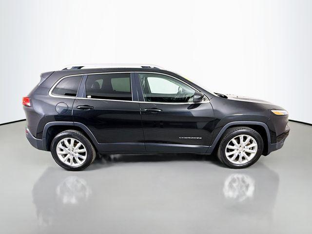 used 2016 Jeep Cherokee car, priced at $13,644
