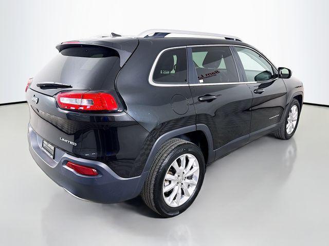 used 2016 Jeep Cherokee car, priced at $13,644