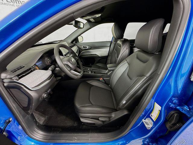 new 2025 Jeep Compass car, priced at $25,860