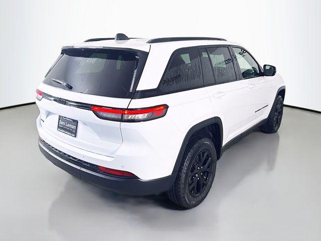 new 2025 Jeep Grand Cherokee car, priced at $39,635