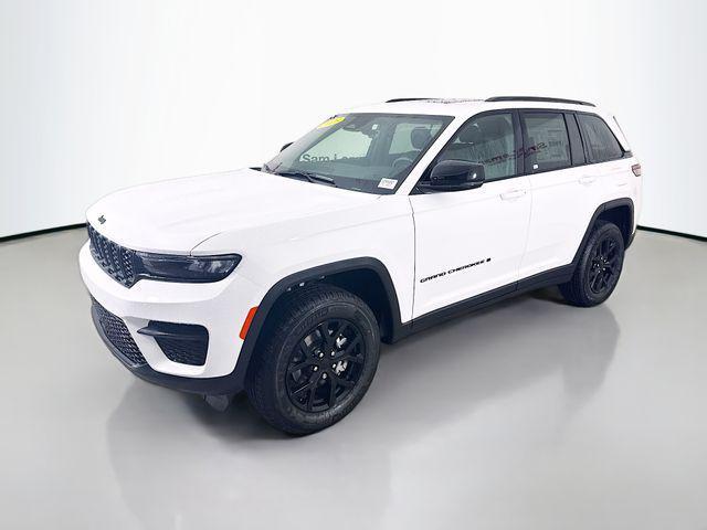new 2025 Jeep Grand Cherokee car, priced at $39,635