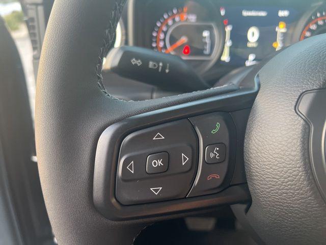 new 2025 Jeep Gladiator car, priced at $43,150