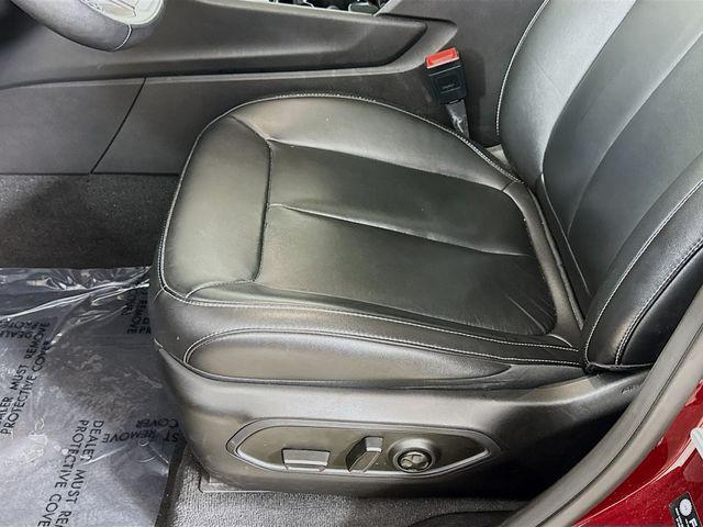used 2022 Jeep Grand Cherokee car, priced at $31,177