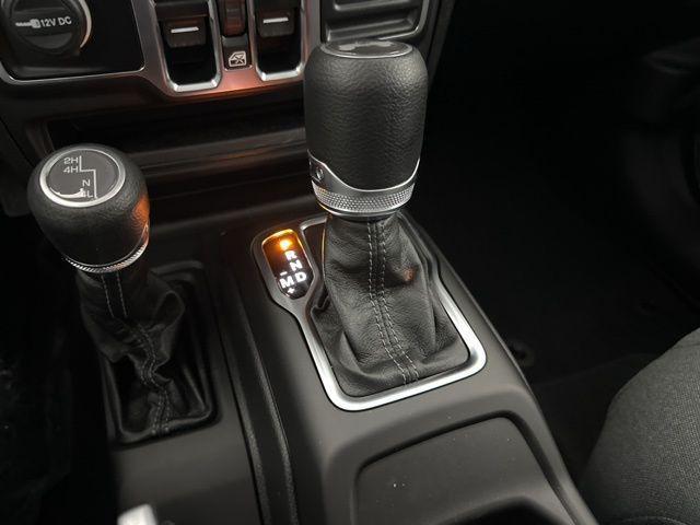 new 2025 Jeep Wrangler car, priced at $41,245