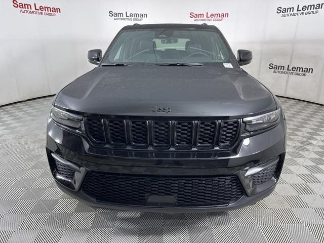 new 2025 Jeep Grand Cherokee car, priced at $39,030