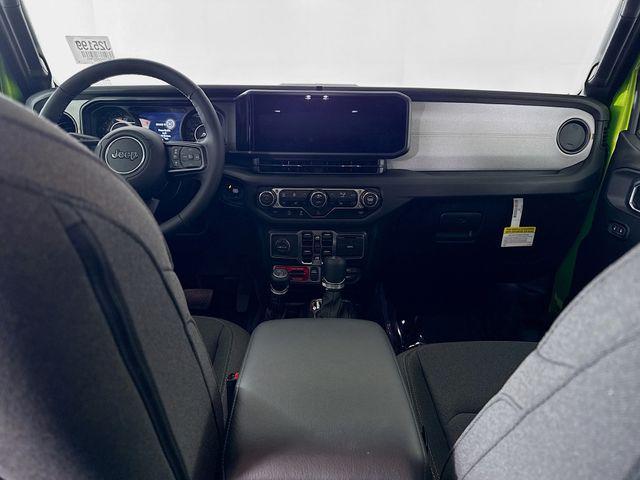 new 2025 Jeep Wrangler car, priced at $47,475