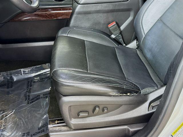 used 2015 GMC Yukon XL car, priced at $15,699