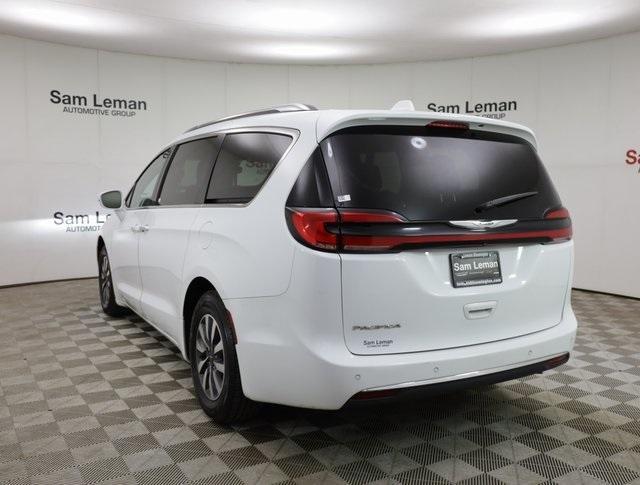 used 2021 Chrysler Pacifica car, priced at $21,989