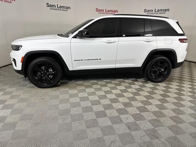 used 2023 Jeep Grand Cherokee car, priced at $34,990