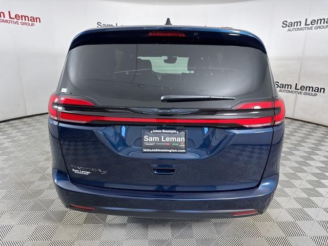 new 2024 Chrysler Pacifica car, priced at $38,435