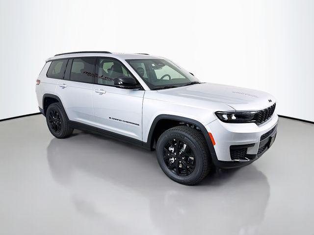 new 2025 Jeep Grand Cherokee L car, priced at $42,725