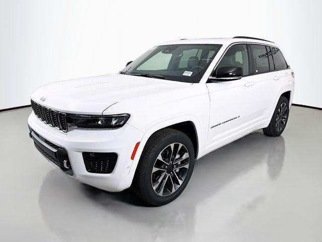 new 2025 Jeep Grand Cherokee car, priced at $51,790