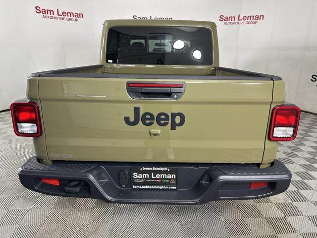 new 2025 Jeep Gladiator car, priced at $38,385