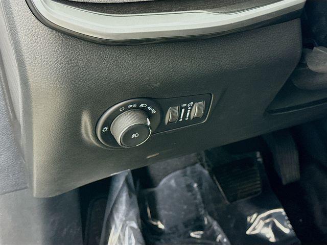 new 2025 Jeep Compass car, priced at $26,260