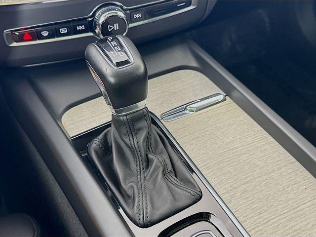 used 2020 Volvo XC60 car, priced at $33,277