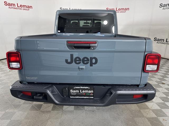 new 2025 Jeep Gladiator car, priced at $36,385